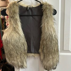 Faux fur vest. XS size.